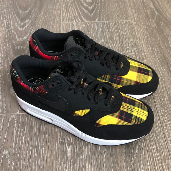 nike air max plaid shoes